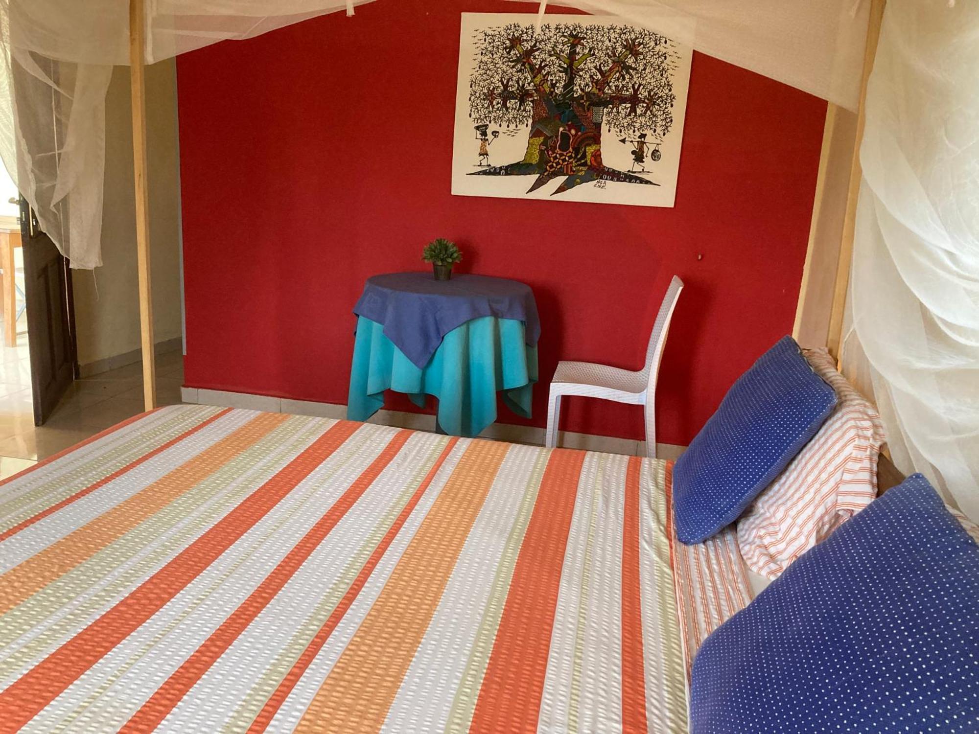 Chez Medzo Et Patou Hotell Popenguine Exteriör bild