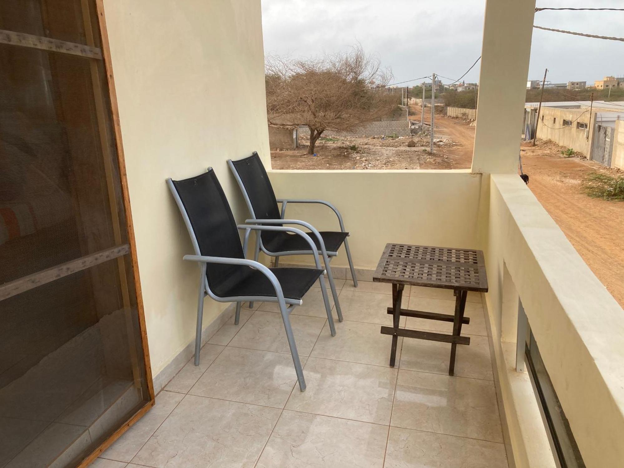 Chez Medzo Et Patou Hotell Popenguine Exteriör bild
